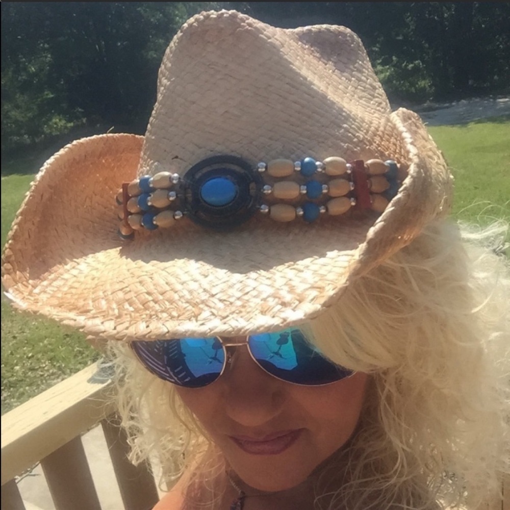 🔥Milani cowboy hat. Last one!🔥